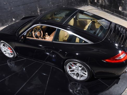 Used 2010 Porsche 911 Targa 4S image 38