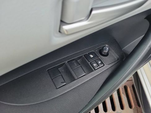 Used 2026 Toyota Corolla SE FWD image 13
