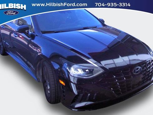 Used 2020 Hyundai Sonata SEL w/ Premium + Sunroof Package FWD image 1