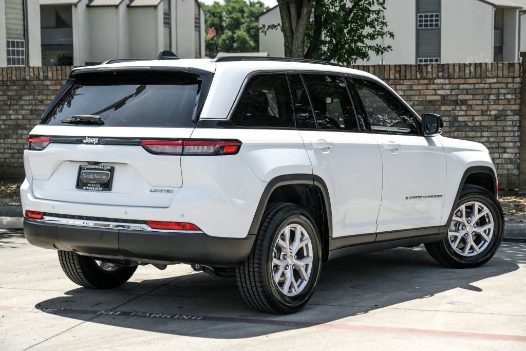 Used 2022 Jeep Grand Cherokee Limited RWD image 15