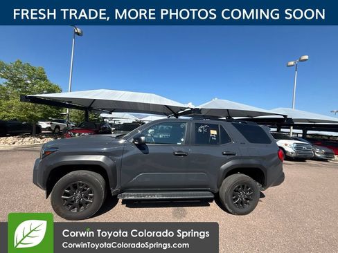 Used 2025 Toyota 4Runner SR5 AWD/4WD image 5