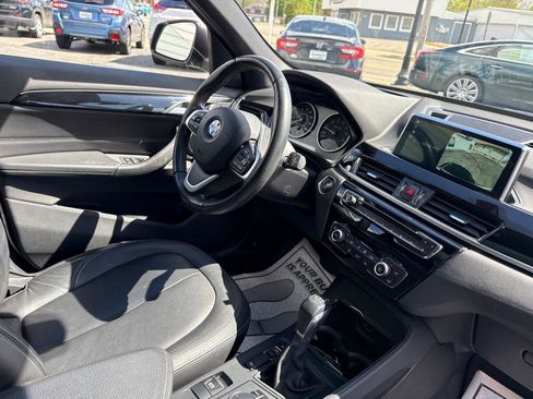 Used 2018 BMW X1 xDrive28i AWD/4WD image 10