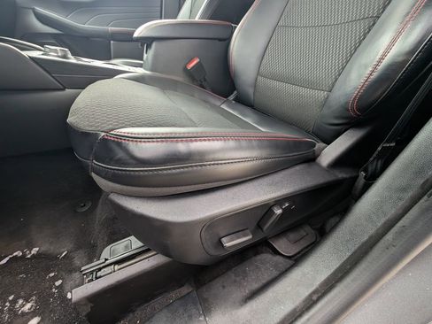 Used 2025 Ford Escape ST-Line Select image 15