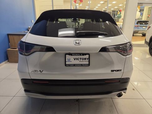 Certified 2023 Honda HR-V Sport image 7