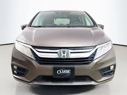 Used 2019 Honda Odyssey EX image 2