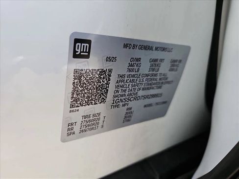 Used 2025 Chevrolet Suburban LT w/ Advanced Technology Package RWD image 25