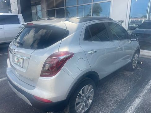 Used 2019 Buick Encore Preferred FWD image 7