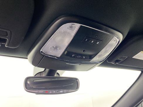 Used 2019 Jeep Grand Cherokee Limited image 26