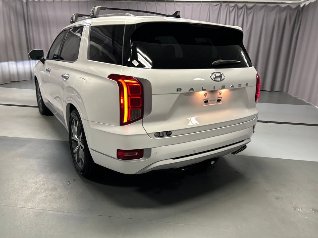 Used 2022 Hyundai Palisade Limited FWD image 5