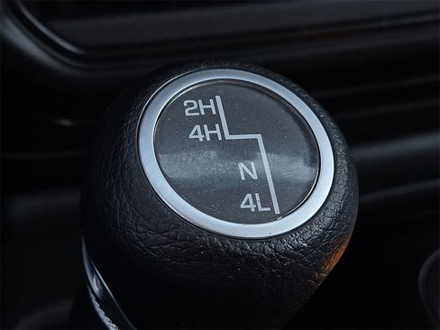 Used 2022 Jeep Wrangler Unlimited Sport image 14