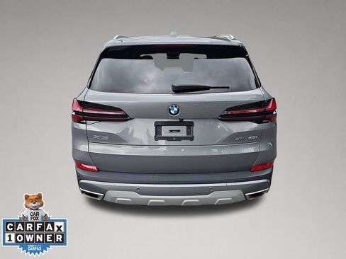 Certified 2024 BMW X5 xDrive40i w/ Premium Package AWD/4WD image 5