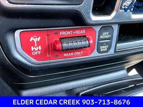 Used 2020 Jeep Gladiator Rubicon AWD/4WD image 38