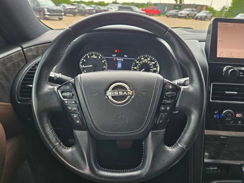Used 2023 Nissan Armada Platinum w/ Captain's Chairs Package RWD image 11