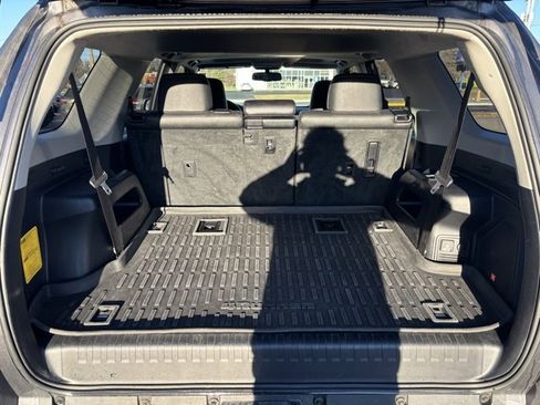 Used 2017 Toyota 4Runner Limited image 18