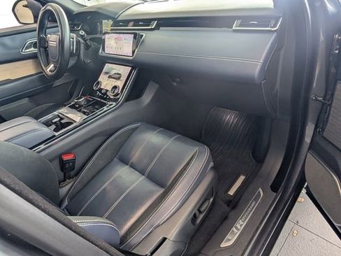 Used 2019 Land Rover Range Rover Velar R-Dynamic SE AWD/4WD image 13