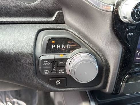 Used 2025 RAM 1500 Laramie AWD/4WD image 29