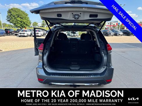 Used 2017 Nissan Rogue SV AWD/4WD image 34