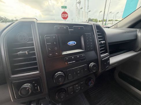 Used 2022 Ford F350 XL w/ Power Equipment Group AWD/4WD image 8