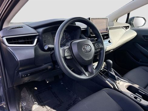 Used 2023 Toyota Corolla LE FWD image 10