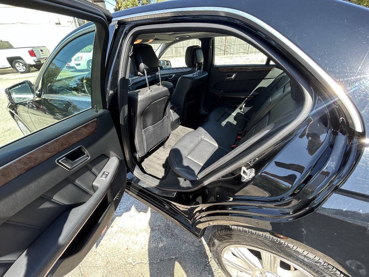 Used 2013 Mercedes-Benz E 350 Sedan image 7