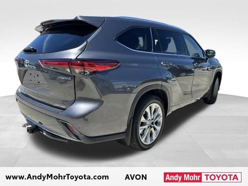 Used 2021 Toyota Highlander Limited AWD/4WD image 8
