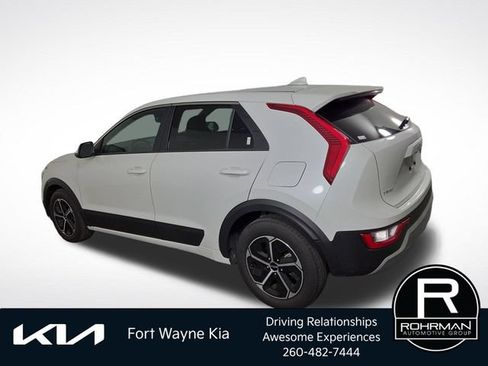 Used 2026 Kia Niro LX FWD image 11