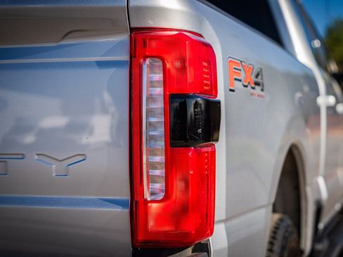 Certified 2024 Ford F250 Lariat w/ Lariat Ultimate Package image 15