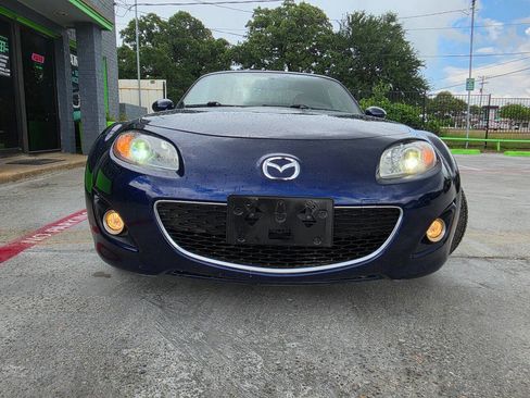 Used 2011 MAZDA MX-5 Miata Grand Touring w/ Premium Pkg RWD image 52