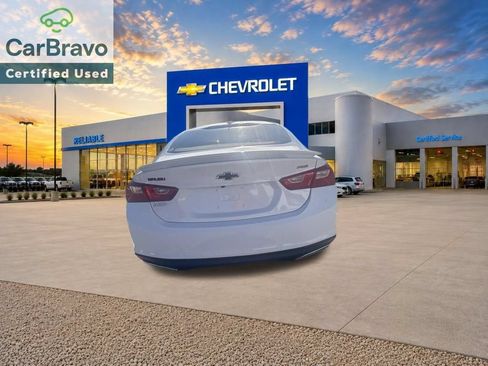 Used 2022 Chevrolet Malibu RS FWD image 5