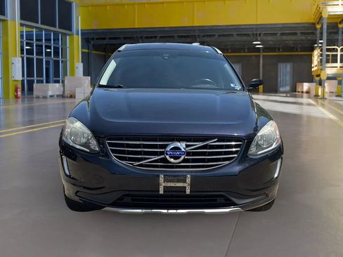 Used 2017 Volvo XC60 T5 Inscription w/ Preferred Option Package image 2