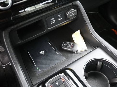 Certified 2023 Honda Pilot TrailSport image 24