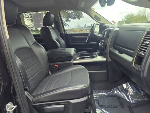 Used 2016 RAM 1500 Sport image 17