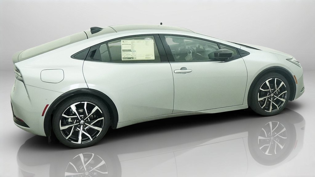 New 2027 Toyota Prius Plug-In Hybrid w/ Limited Premium Package FWD image 35