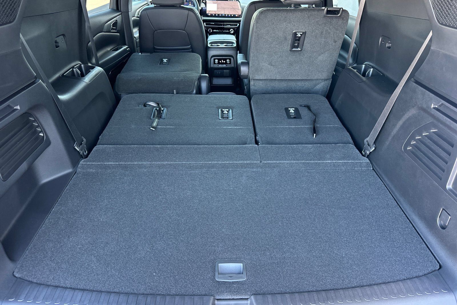 New 2026 Chevrolet Traverse LT w/ Enhanced Driving Package FWD image 16