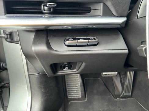 Certified 2024 Chevrolet Corvette Stingray Premium Conv w/ Z51 Performance Package image 18