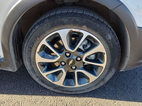 Used 2022 Chevrolet Spark ACTIV image 9