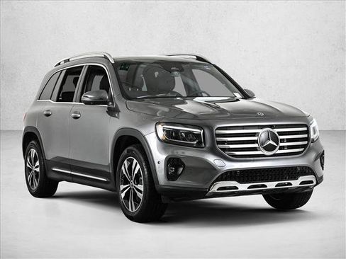 New 2026 Mercedes-Benz GLB 250 4MATIC image 3