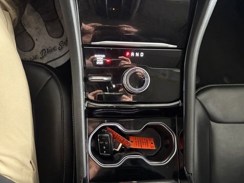 Used 2023 Jeep Grand Cherokee Limited image 16