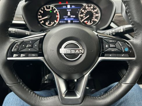 Used 2024 Nissan Altima 2.5 SV w/ SV Premium Package image 24