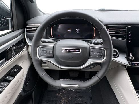 New 2026 Jeep Grand Wagoneer L 2WD image 21