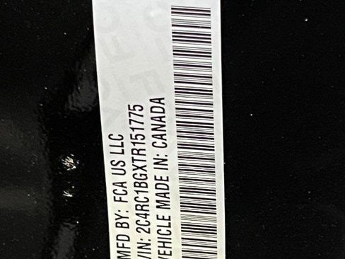 New 2026 Chrysler Pacifica Select image 28