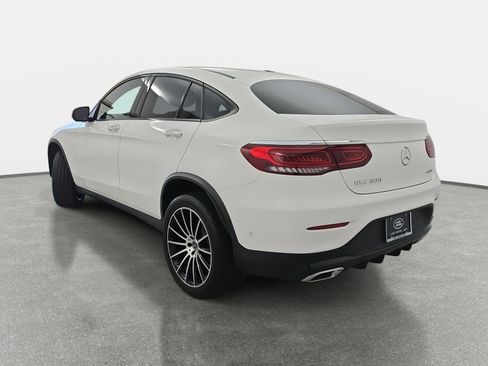 Used 2023 Mercedes-Benz GLC 300 4MATIC Coupe image 7