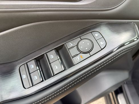 New 2026 Nissan Rogue SV image 13