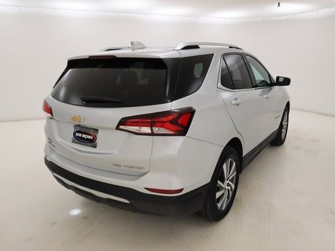 Used 2022 Chevrolet Equinox Premier image 3