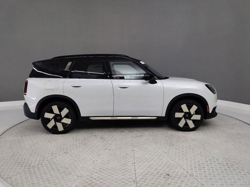 Used 2025 MINI Cooper Countryman S image 5