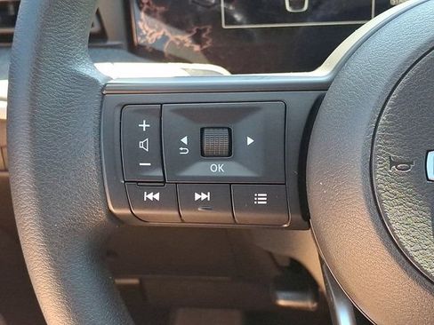 Used 2025 Nissan Kicks SV w/ SV Premium Package AWD/4WD image 26