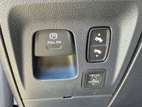 Used 2020 RAM 1500 Limited image 21