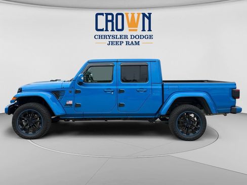 Used 2022 Jeep Gladiator Overland AWD/4WD image 6
