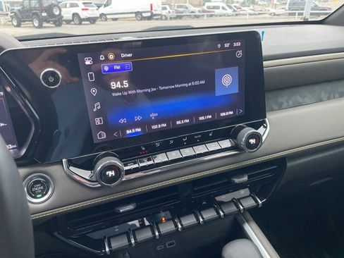 Used 2024 Chevrolet Colorado ZR2 w/ Safety Package image 12