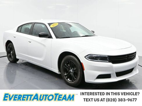 Used 2023 Dodge Charger SXT w/ Cold Weather Package image 1